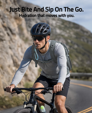 Load image into Gallery viewer, MidTen large-capacity hydration backpack – hydration that moves with you, grey